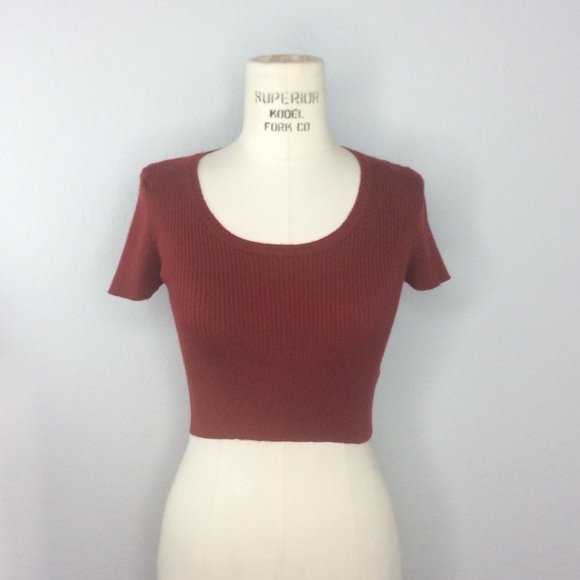 Forever 21 Tops - Ribbed crop top